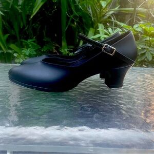 Capezio Women's Footlight